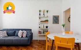 Pineapples PM402 - Moderno apartamento ideal para famílias em Ipanema a 250m da praia de Ipanema